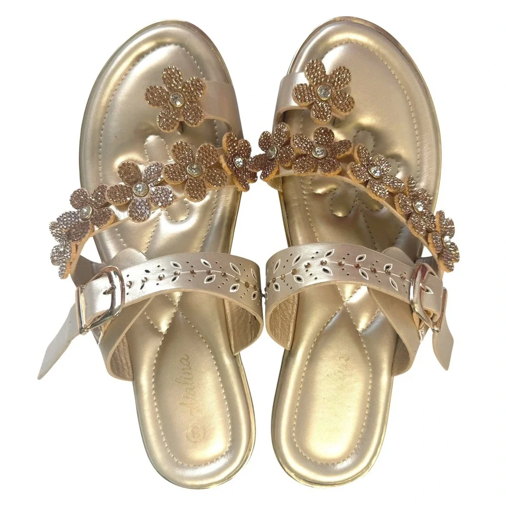 Womens Flower Rhinestones Thong Sandals Sz 8 Gold Summer Coquette Beach Vacation